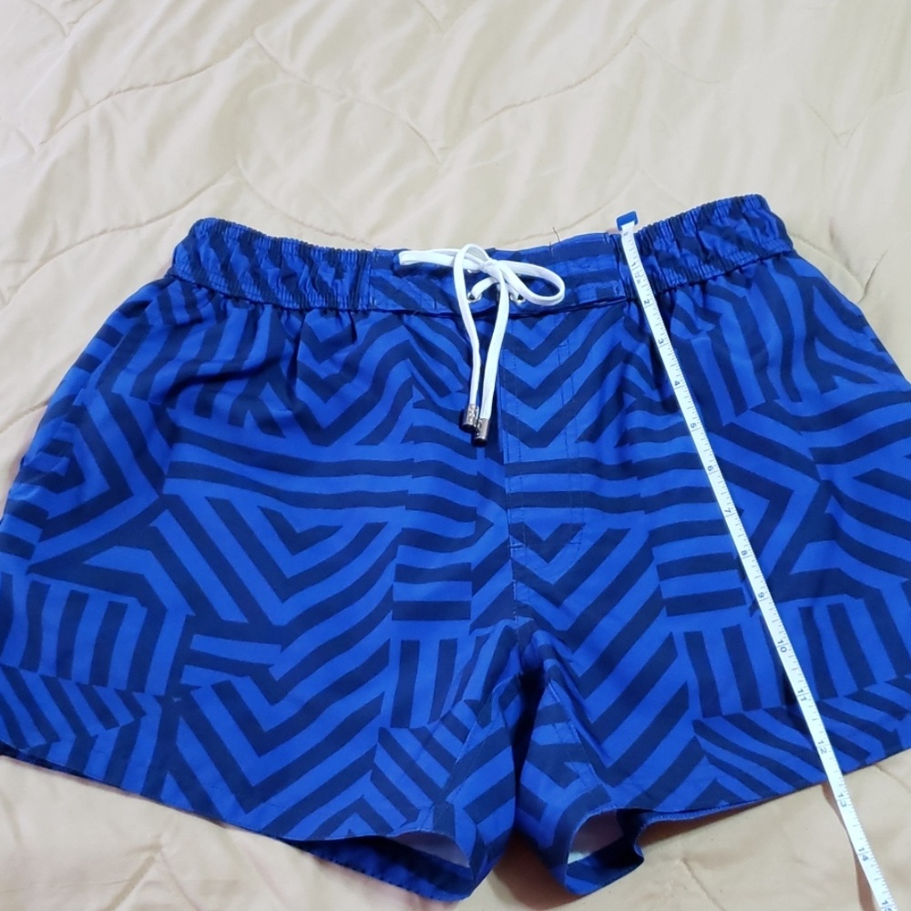 Man's swimming shorts